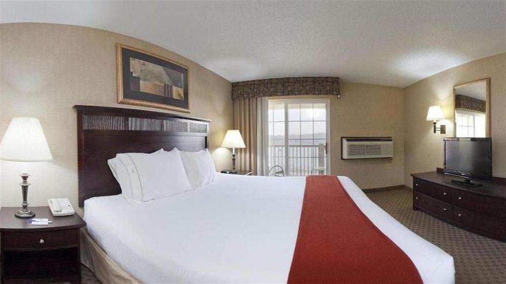 Holiday Inn Express Le Claire Riverfront-Davenport By Ihg Extérieur photo