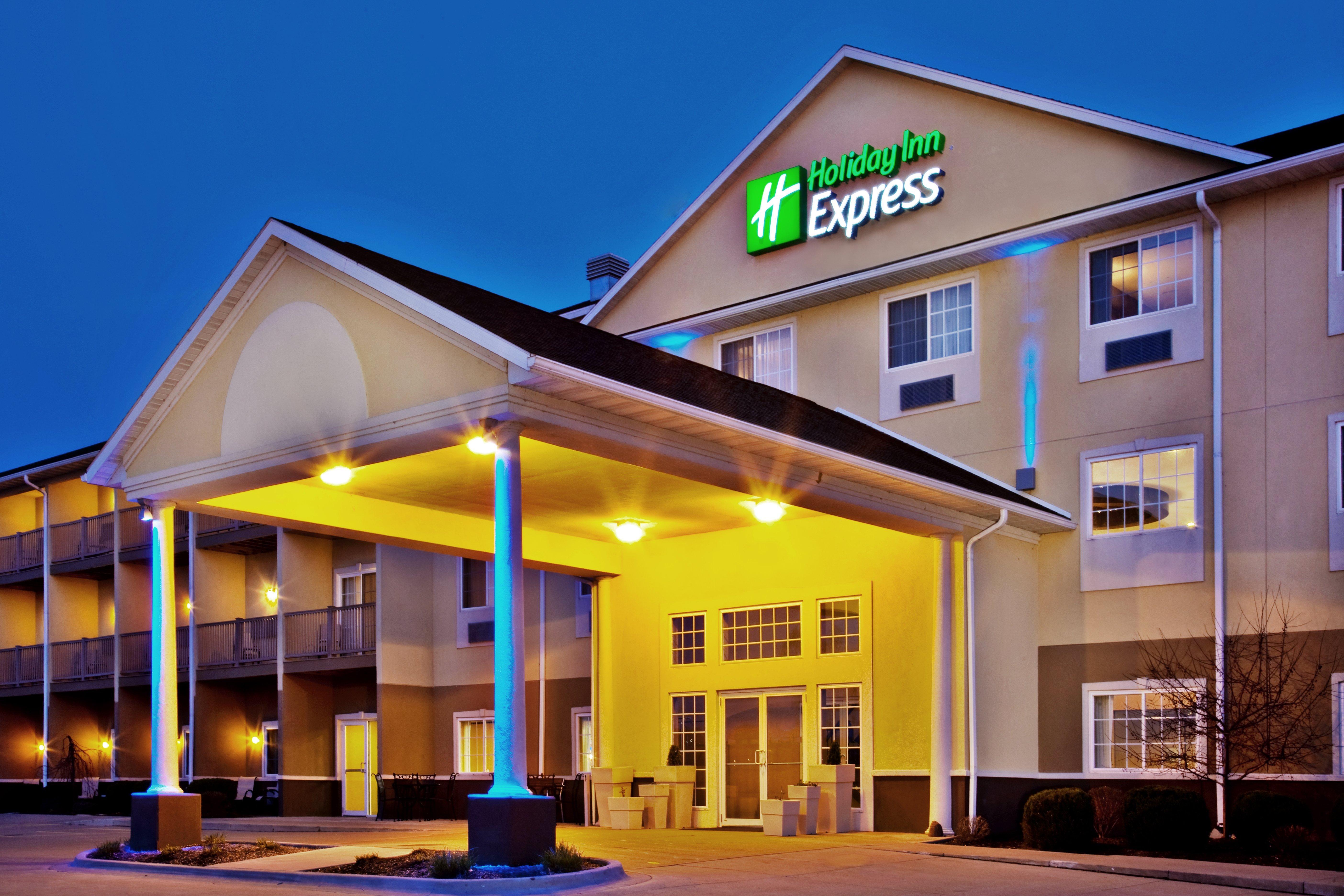 Holiday Inn Express Le Claire Riverfront-Davenport By Ihg Extérieur photo