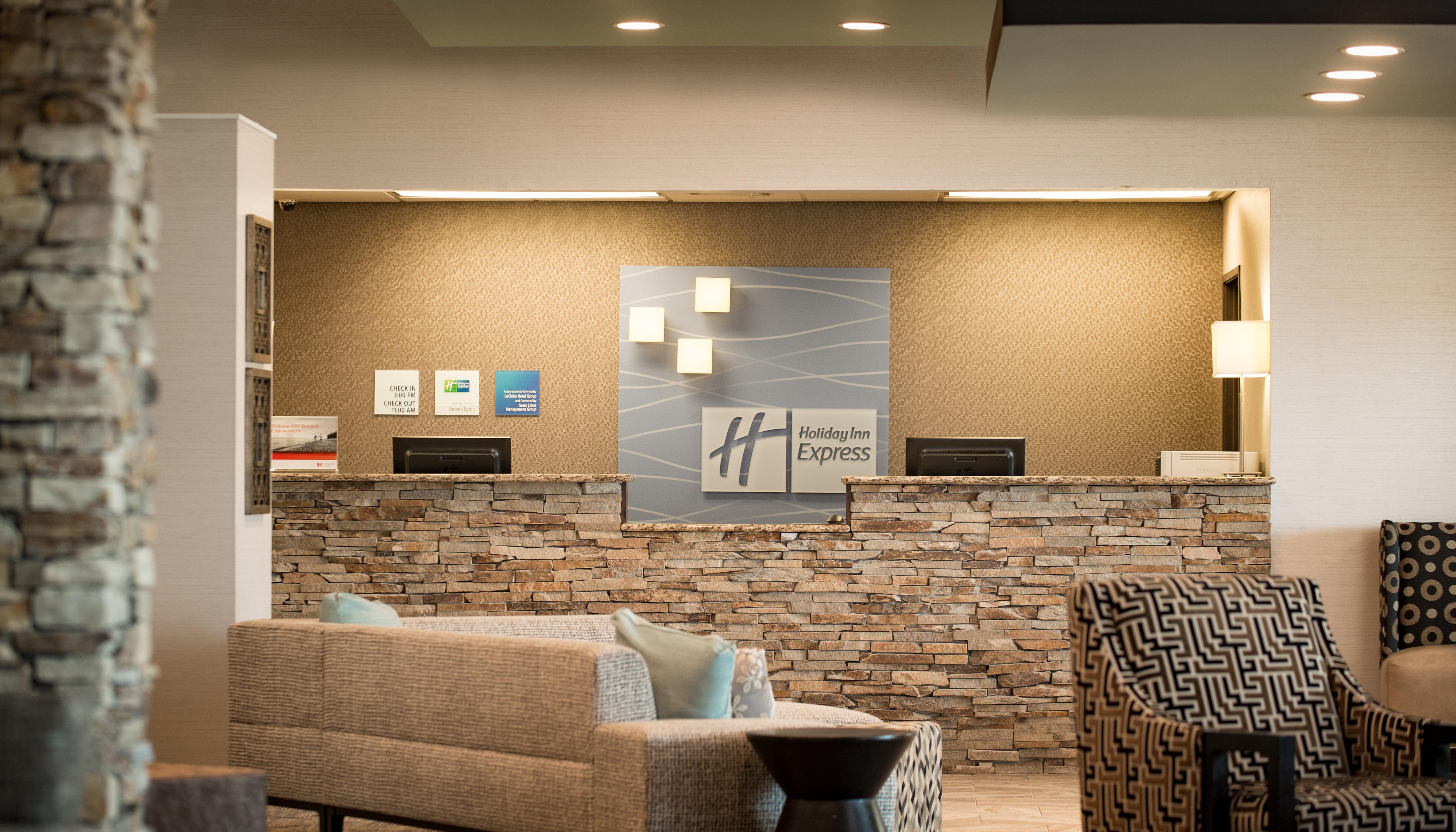 Holiday Inn Express Le Claire Riverfront-Davenport By Ihg Extérieur photo