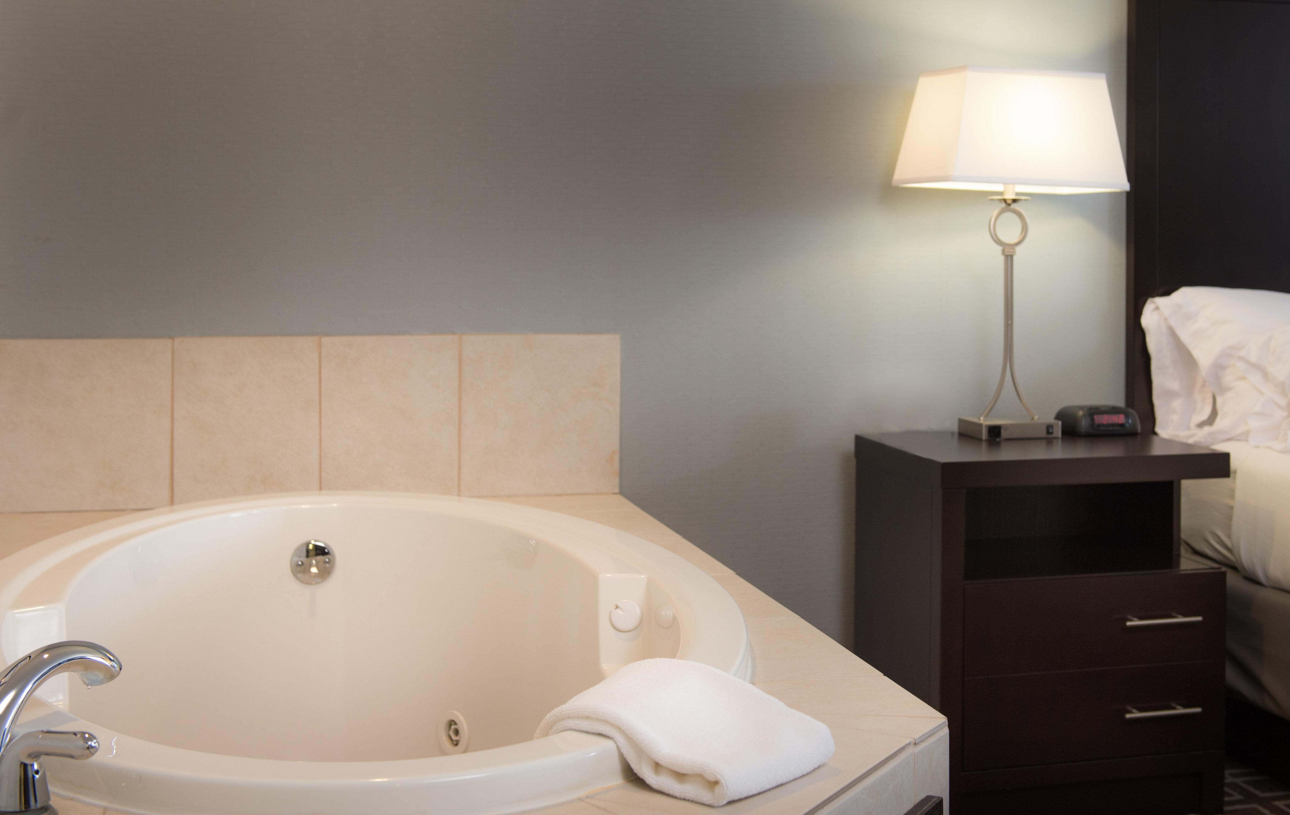 Holiday Inn Express Le Claire Riverfront-Davenport By Ihg Extérieur photo