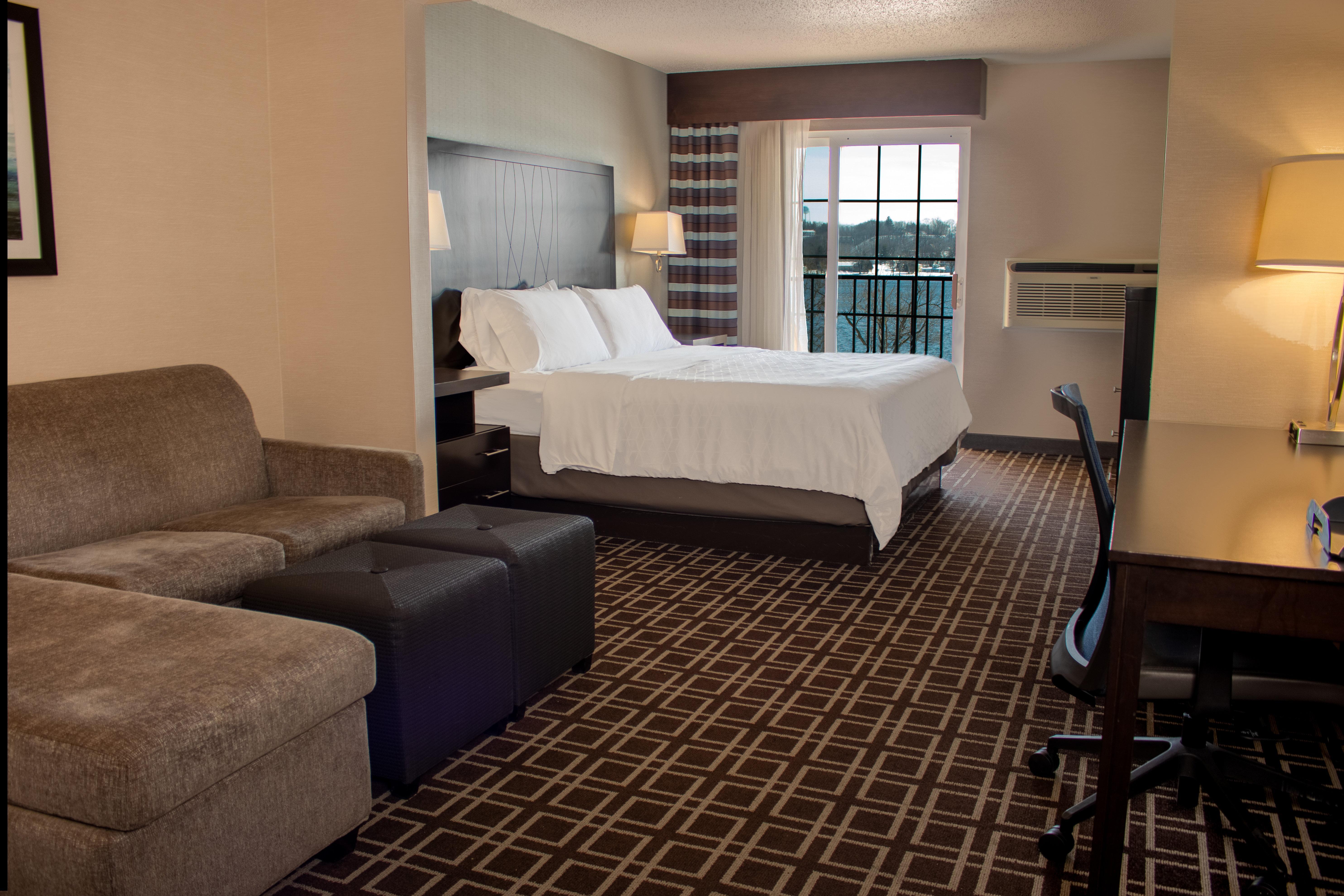 Holiday Inn Express Le Claire Riverfront-Davenport By Ihg Extérieur photo