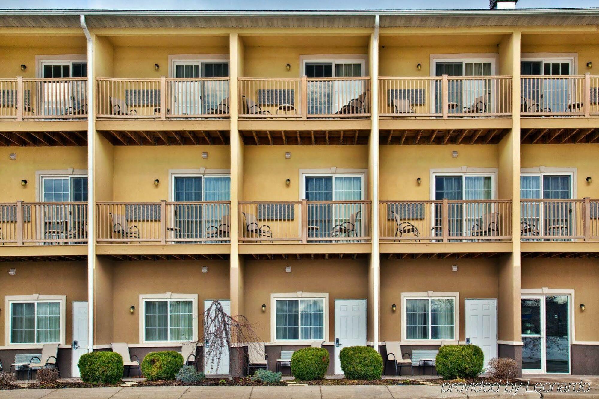 Holiday Inn Express Le Claire Riverfront-Davenport By Ihg Extérieur photo