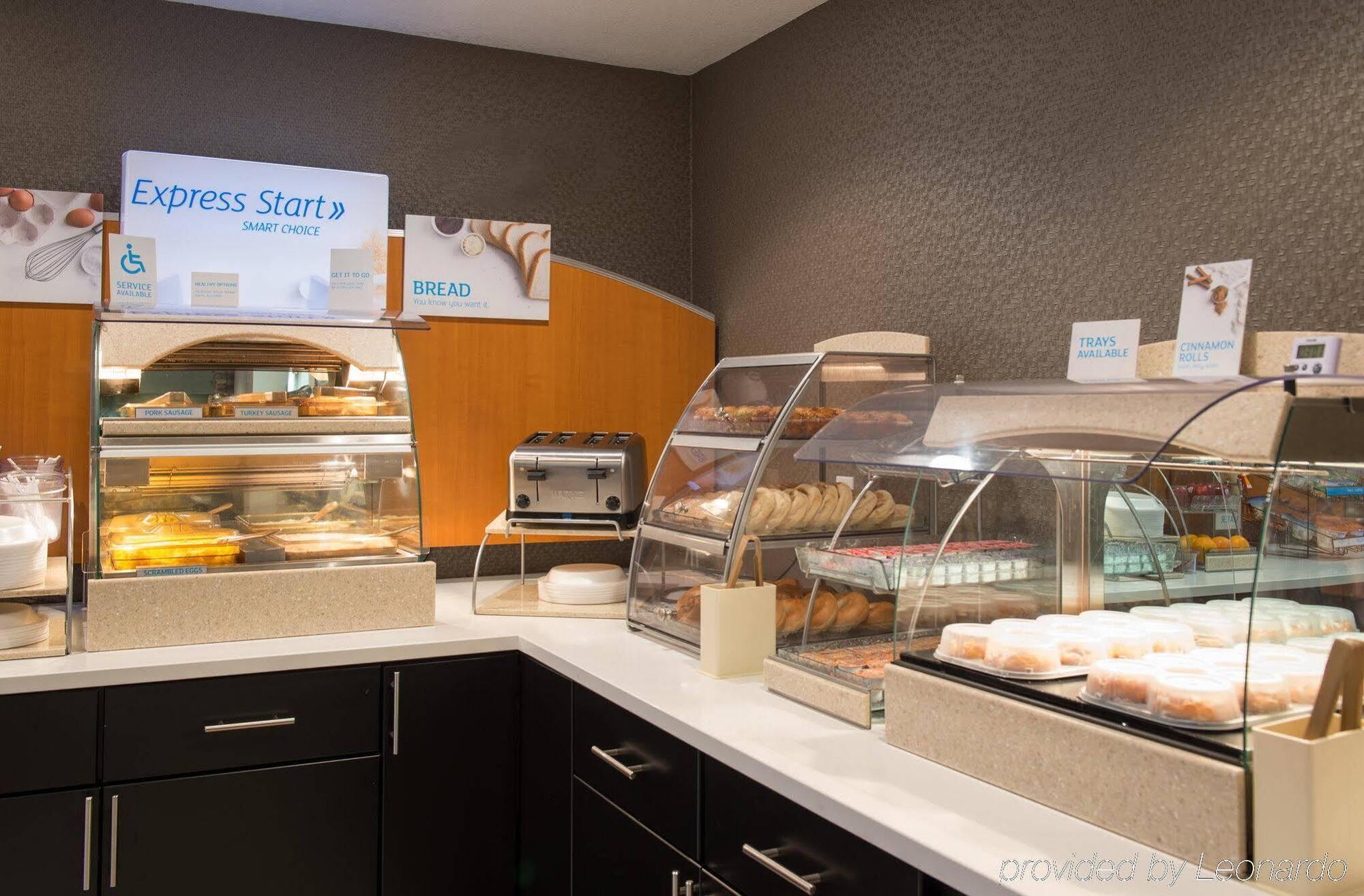 Holiday Inn Express Le Claire Riverfront-Davenport By Ihg Extérieur photo